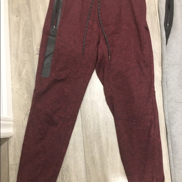 2 X-SMALL MENS AMERICAN EAGLE JOGGER GREY AND RED - Picture 4 of 4
